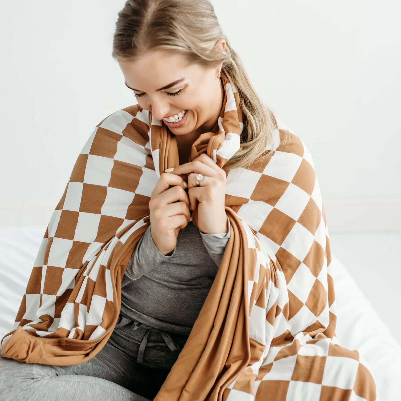 Caramel Checks Oversized Cloud Blanket®