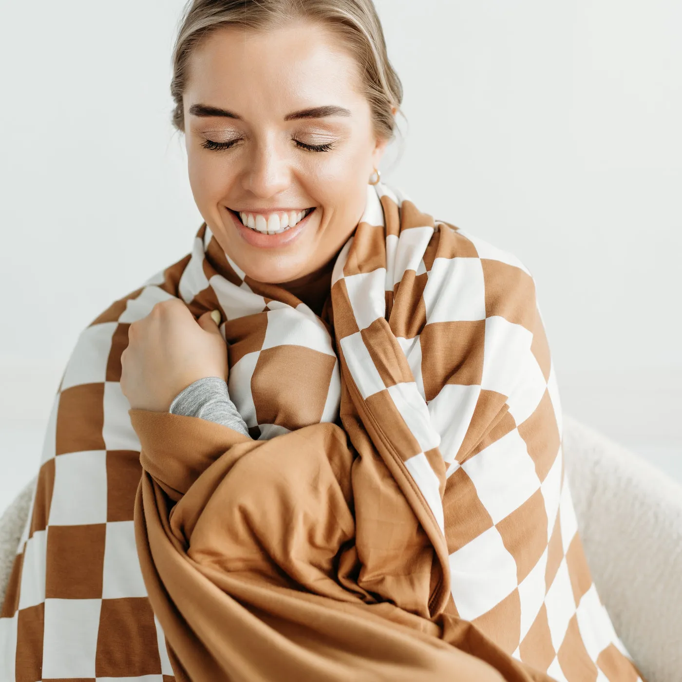 Caramel Checks Oversized Cloud Blanket®