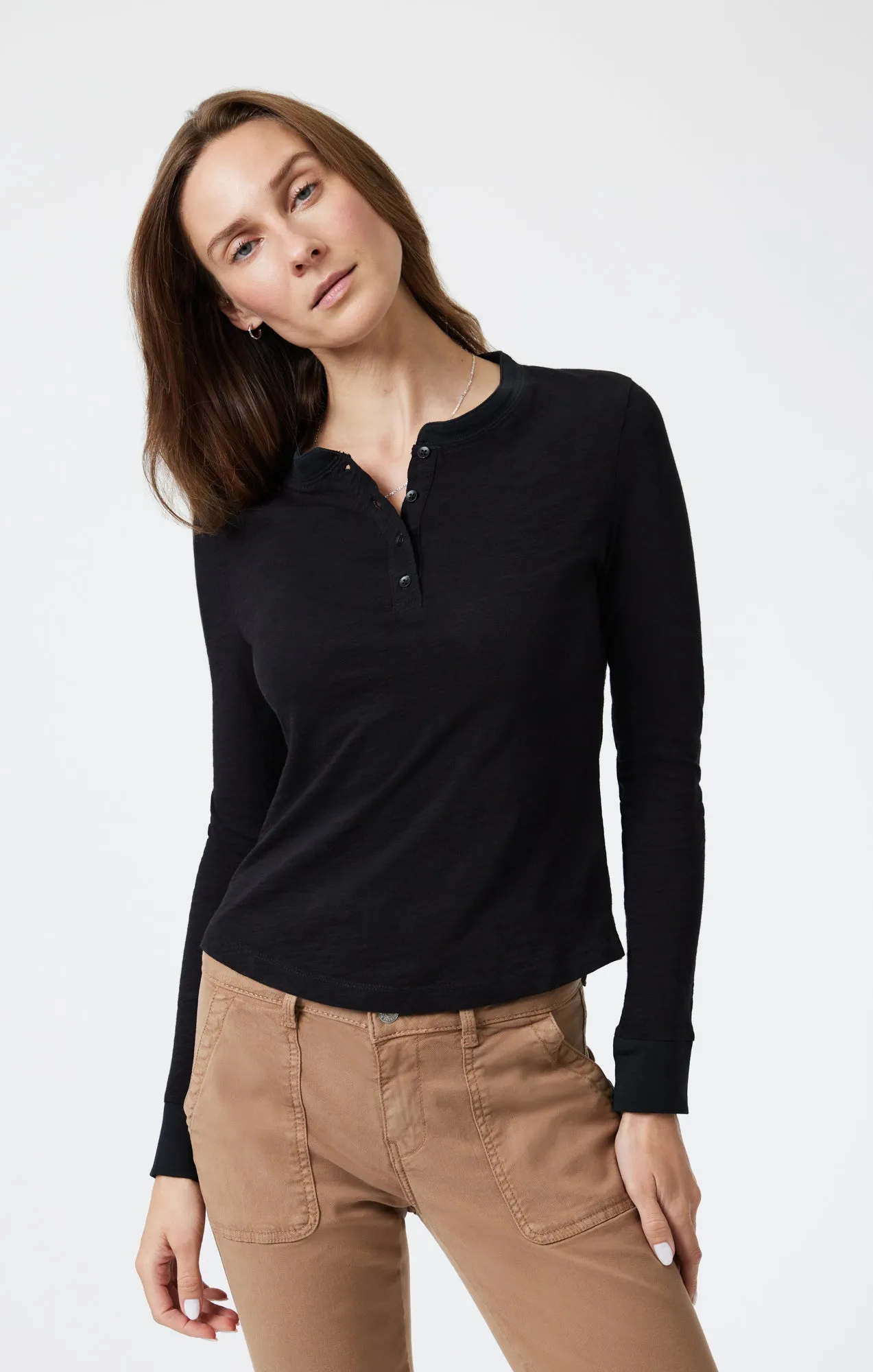 HENLEY T-SHIRT IN BLACK